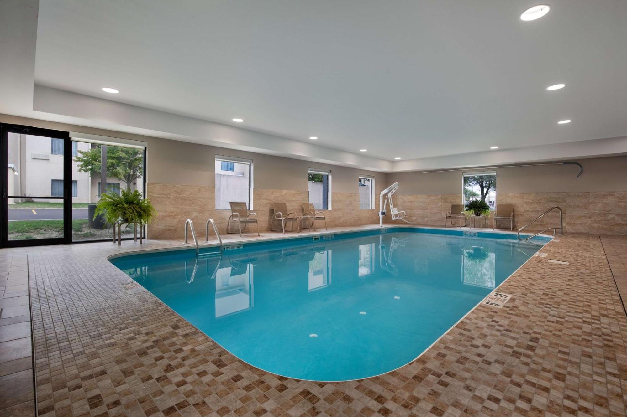 Hampton Inn & Suites Dayton-Vandalia Murlin Heights Esterno foto